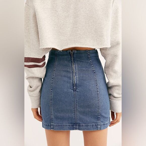 Free People Blue Modern Femme Stretchy Denim Casual Mini Skirt - Picture 2 of 8